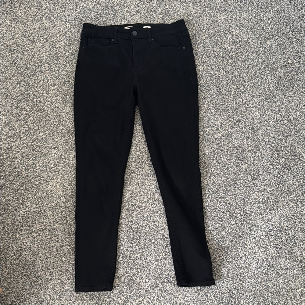 Black Skinny Jeans